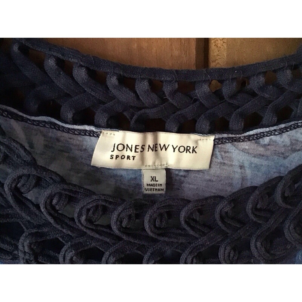 Jones New York Blue Floral Top XL Braided Neckline 3/4 Sleeve Casual Vintage - Picture 7 of 8